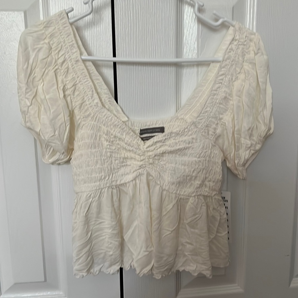 UO wrinkled ruched crop top ivory size small nwt